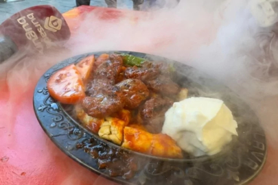 Bursa'da yeni lezzet tartışması: Menemen tartışmasını aratmıyor...