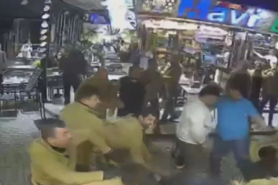 Esnaflar arasındaki kavga kamerada; 2 kişi gözaltına alındı