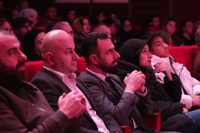 İnegöl Belediyesi Thm Gençlik Korosundan Kulakların Pasını Silen Konser