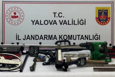 Ormanlık alanda kaçak kazıya jandarma baskını! Çok sayıda malzeme ele geçirildi....