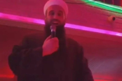 'Tebliğciler' pavyonda sahneye çıktı! 'Tövbe etmeye' çağırdı