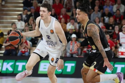 Anadolu Efes, Zalgiris deplasmanında