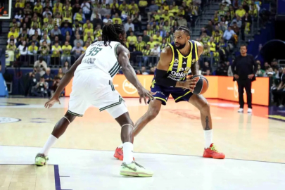 Euroleague: Fenerbahçe: 77 Panathinaikos: 81