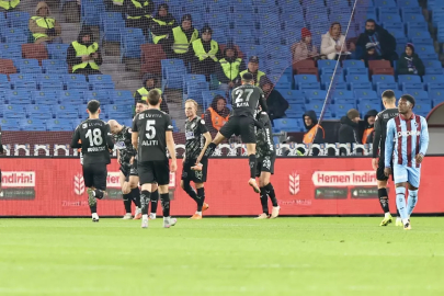 Alanyaspor, Trabzonspor'u deplasmanda yenerek büyük bir sürprize imza attı