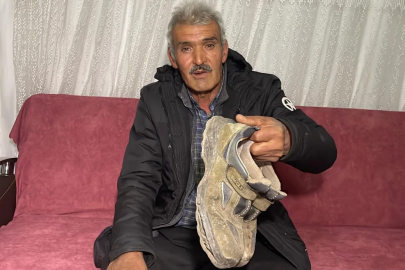 Sosyal medyada gündem oldu: Çamurlu ayakkabısını çıkarıp markete girdi