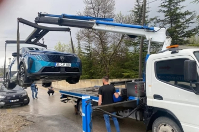 Elektrikli araçta kâbus: Yıldırım çarptı!