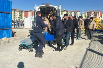Şantiyede kule vinç kazası; 1 işçi yaralandı