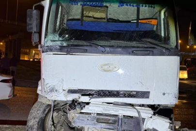 Şırnak'ta vinç, kavşaktaki 6 araca çarptı; 7 yaralı