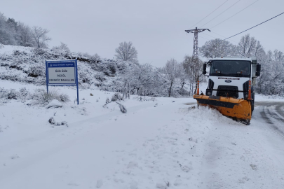 İnegöl Belediyesi Karla Mücadelede 24 Saat Sahada