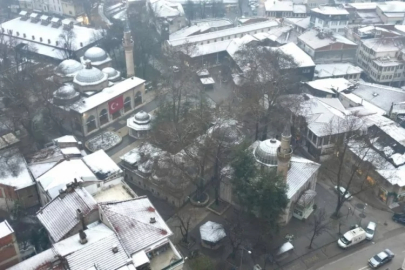 İnegöl yılın son gününde beyaza büründü!