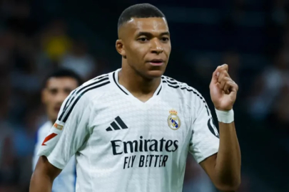 Real Madrid'e Kylian Mbappe'den kötü haber