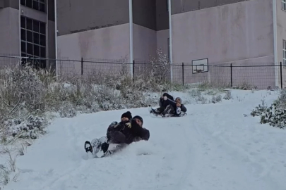 Bursalılar karı özlemiş! Aileler kendini sokağa attı