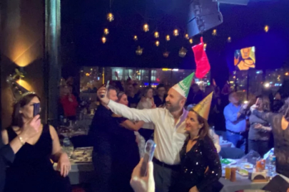 Meze Özlüce'de Mehmet Çevik ile yeni yıl coşkusu