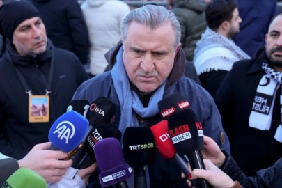 Spor camiası, Filistin'e destek olmak için Galata Köprüsü'nde