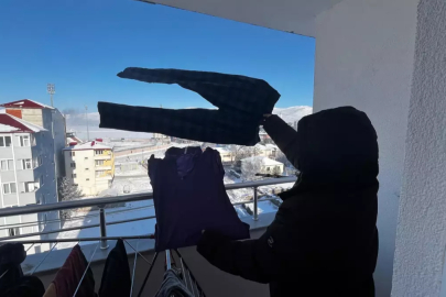 Göle buz kesti; termometreler eksi 39,7 dereceyi gösterdi