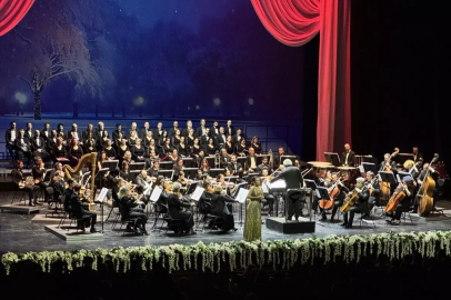 İstanbul Devlet Opera ve Balesi, AKM'de "Yeni Yıl Konseri" verdi