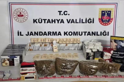 Kütahya'da jandarmadan kaçak tütün operasyonu