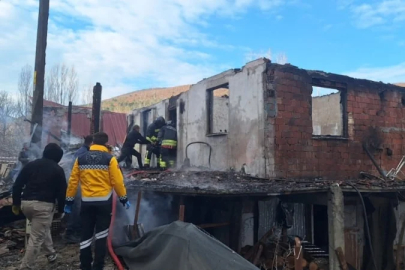 Samsun'da evde çıkan yangında 2 kişi hayatını kaybetti