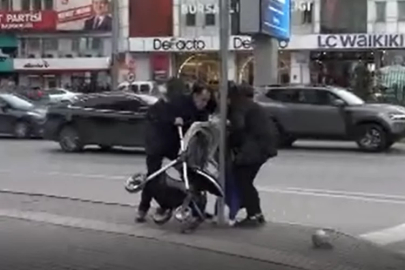 Bursa'nın lodosla imtihanı! Bebek arabasını uçurdu...