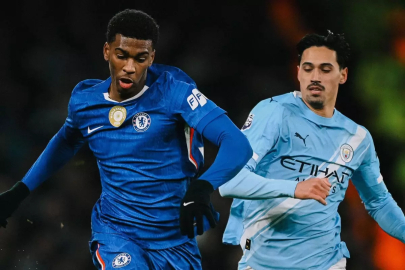 Manchester City, Chelsea karşısında 90+4'te yıkıldı