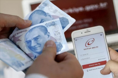 Yükseltilen GSB burs/kredileri 6 Ocak'ta ödenmeye başlanacak