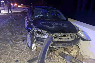 Hisarcık'ta otomobil ile motosiklete çarpıştı: 2 yaralı