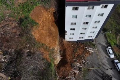 Kaya ve toprak eve doldu, aile ölümden döndü!
