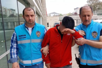 Bıçakla dehşet saçan 17 yaşındaki sanığın yargılanmasına başlandı