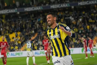 Fenerbahçe, İrfan Can Kahveci'yi Kasımpaşa'ya kiraladı
