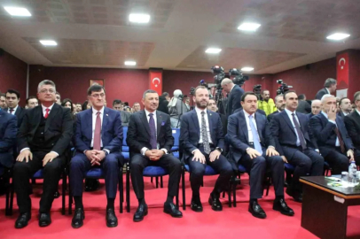 Bakan Kacır: "Kütahya, Türkiye'nin kalkınma yolculuğunda özel bir yere sahip"