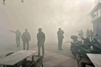 Bodrum'da giyim mağazasının deposunda yangın paniği