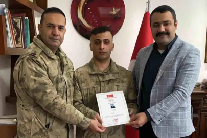 Hozat'ta Uzman Çavuş Yunus Can'a anlamlı takdir