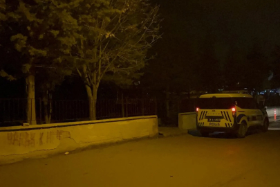 Baba-oğlu darbederek bıçaklayan 3 kişiye tutuklama