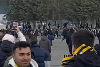 Derbi öncesi ortalık karıştı! Taraftarlar birbirine girdi