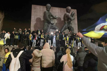Fenerbahçe'nin Süper Kupa zaferi Ankara'da kutlandı