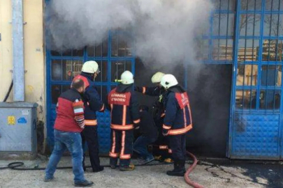 Sanayi Sitesi'nde yangın: Dikkatli çıraklar facianın önüne geçti