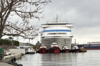 'Astoria Grande' kruvaziyeri Samsun’a demirledi