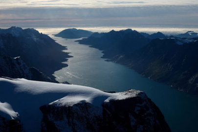 İngiltere Grönland'a savaş gemileri göndermeyi planlıyor