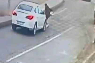 Siirt'te otomobilin yayaya çarptığı anlar kamerada