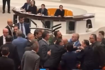 Meclis'te tansiyon yükseldi: AK Parti ve CHP milletvekilleri arasında gerginlik