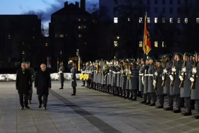 Milli Savunma Bakanı Güler, Almanya Savunma Bakanı Pistorius ile bir araya geldi