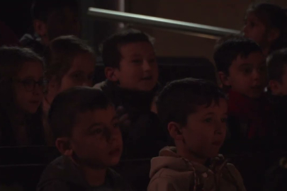 Osmangazi’de Karagöz Perdesi Çocuklar İçin Açıldı