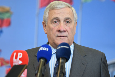 Polonya ve İtalya'dan "İran'ı terk edin" çağrısı