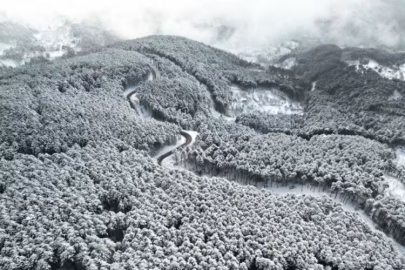 Uludağ virajlarını gören bir daha bakıyor!