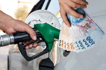 Araç sahiplerine kötü haber: Peş peşe zam geliyor...
