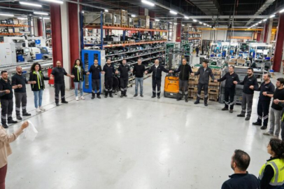 Fabrikada en düşük maaş 95 bin TL'ye yükseldi: İşçiler halay çekerek kutladı