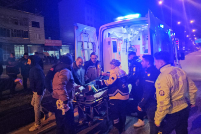 Bursa'da kontrolden çıkan motosiklet devrildi! Genç sürücü hastanelik oldu...