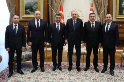 Cumhurbaşkanı Erdoğan, Özbekistan heyetini Külliye'de kabul etti