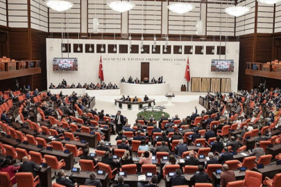 Tezkere Meclis'ten geçti! Türk askeri 1 yıl daha o sularda olacak...