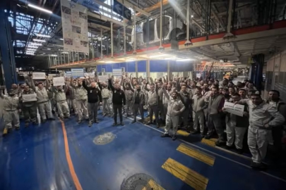 TOFAŞ, Bosch, Renault! Bursa'nın devlerinde kritik karar panolara asıldı...